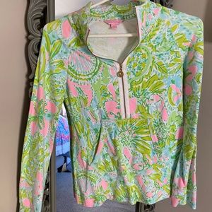 Lilly Pulitzer popover. Good contrition. No stains.
